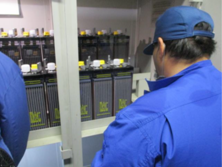 直流電源装置、蓄電池の交換工事